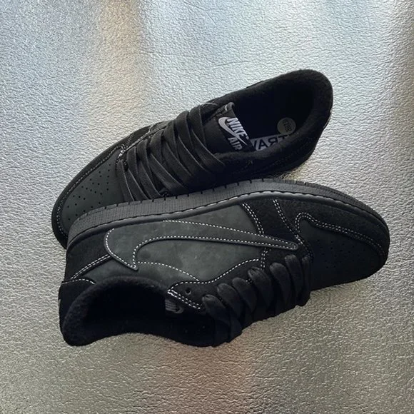 Nike Pure Black Warrior Low Top Barb Sneakers